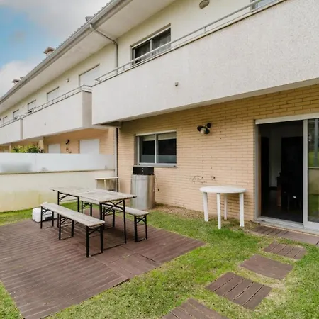 Deluxe Sea View Pool Villa Esposende